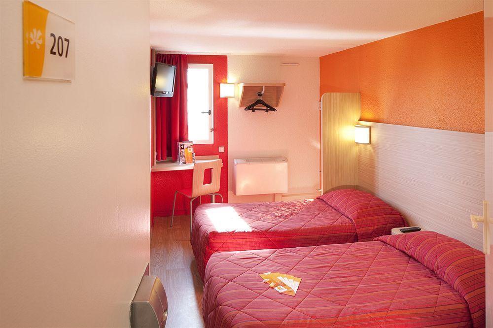 Premiere Classe Paris Ouest - - La Defense 2*